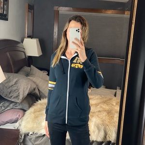 NCAA Iowa Hawkeye Zip-Up Hoodie, Small